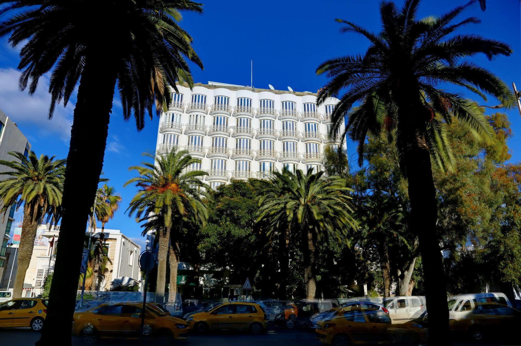 Hotel La Maison Blanche Tunis Buitenkant foto The headquarters of the Tunisian Ministry of Foreign Affairs in Tunis
